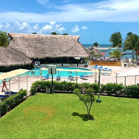 Ocean View Aquamarina Apartment แคนคูน ภายนอก รูปภาพ